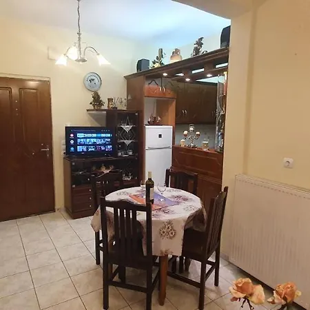 Panos Apartment *