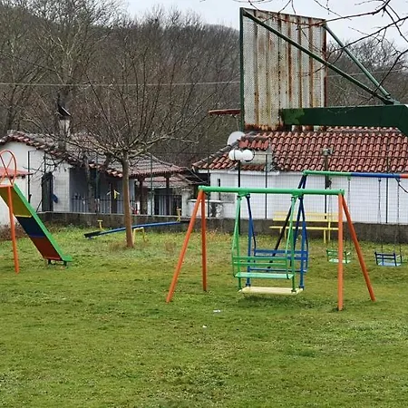 Panos Apartman *
