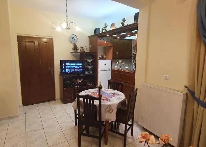 Panos Apartman *